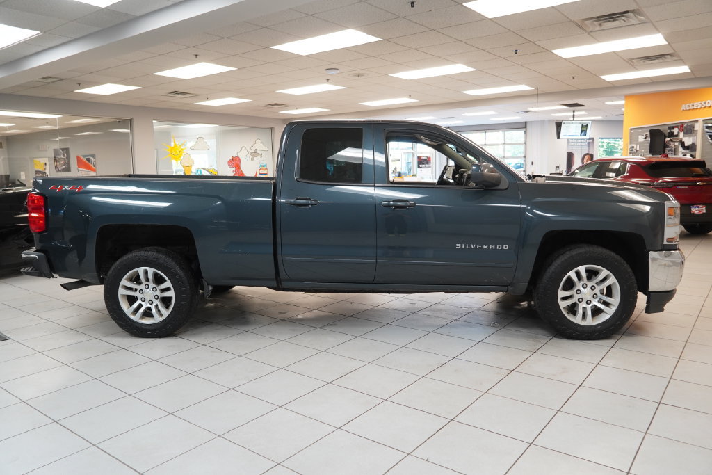 Used 2019 Chevrolet Silverado 1500 LT w/ All Star Edition AWD/4WD image 12
