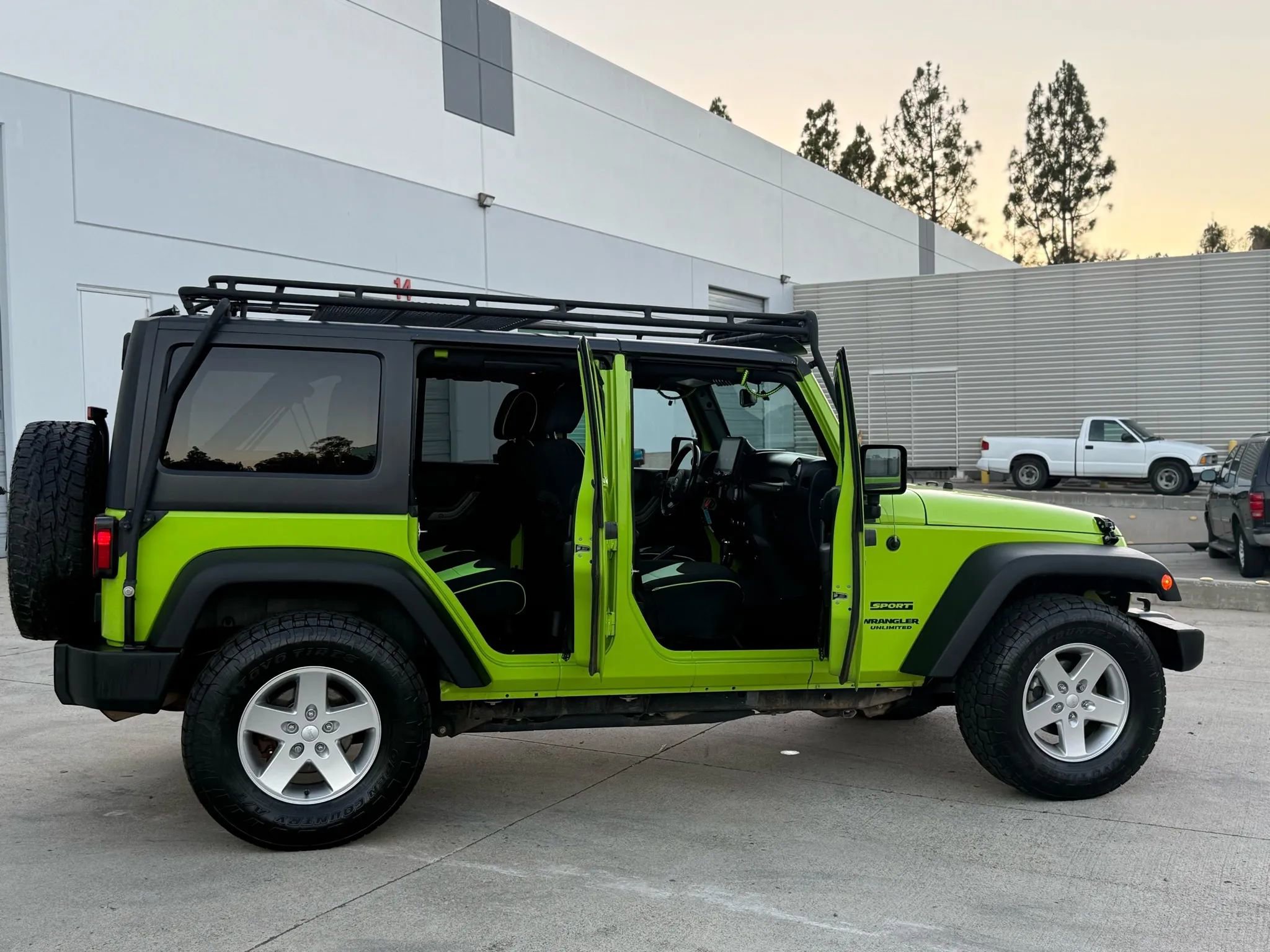 Used 2013 Jeep Wrangler Unlimited Sport AWD/4WD image 25