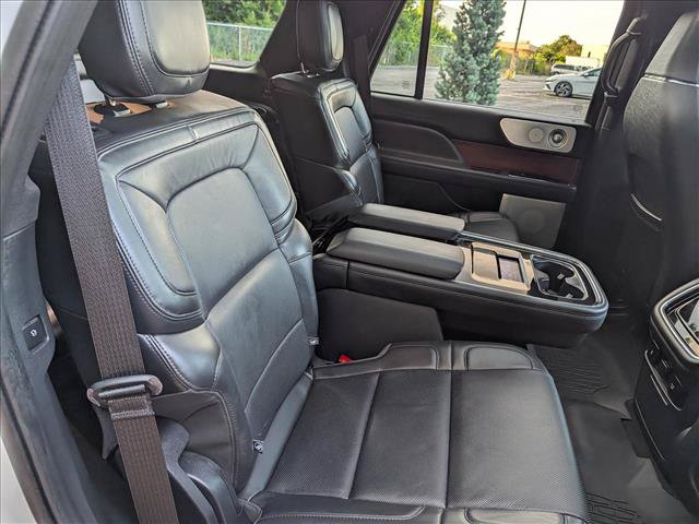 Used 2024 Lincoln Navigator Reserve AWD/4WD image 19