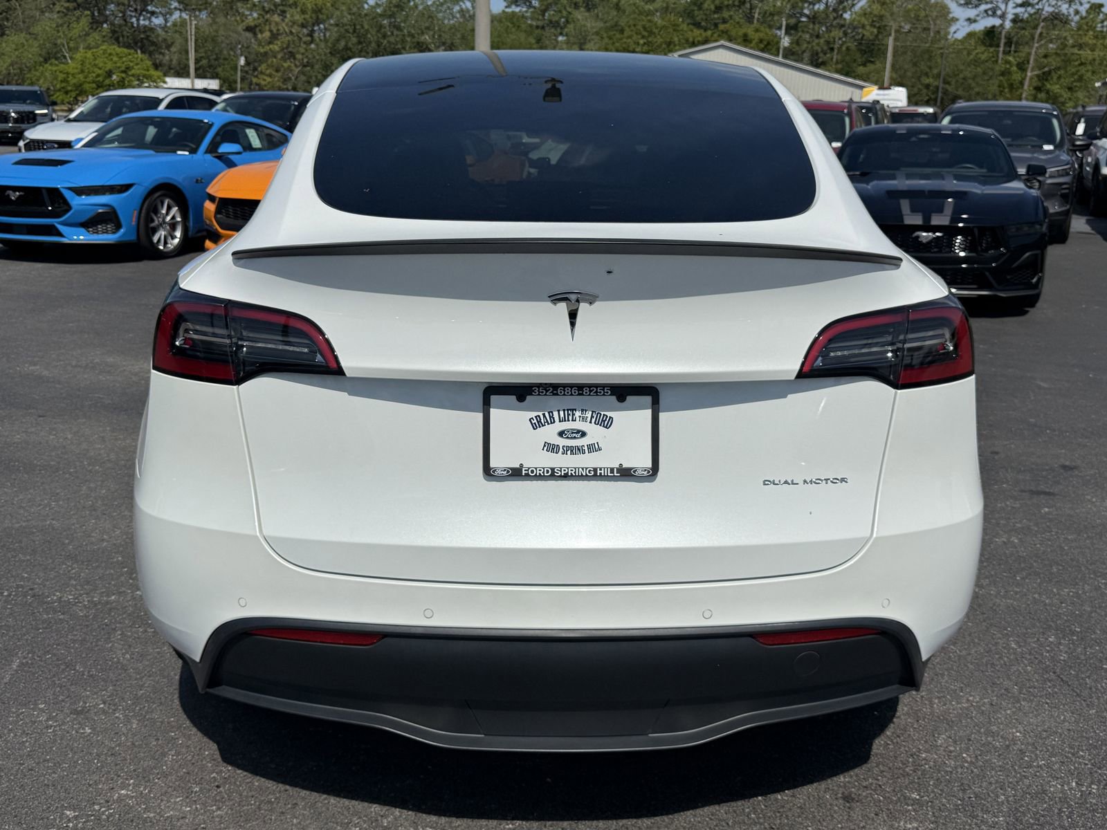 Used 2022 Tesla Model Y Long Range AWD/4WD image 5