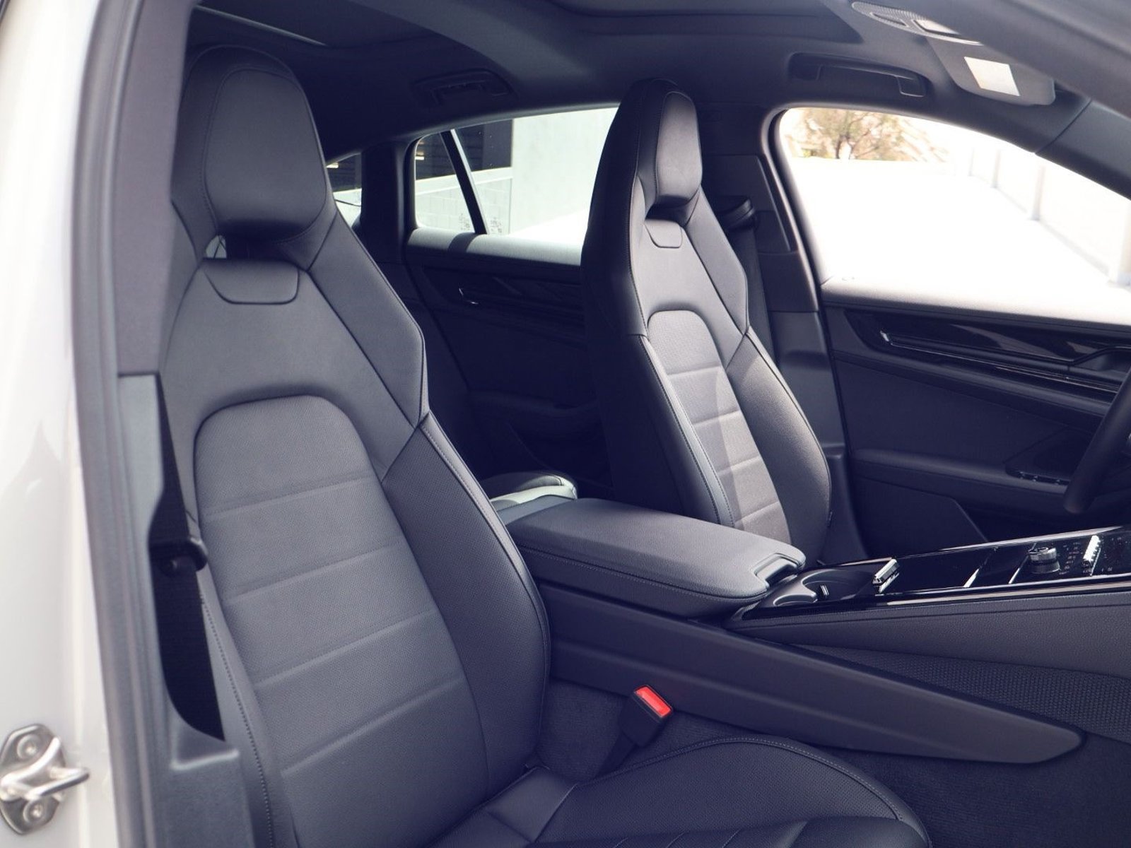 New 2026 Porsche Panamera 4 AWD/4WD image 24
