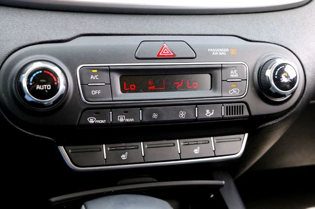 Used 2020 Kia Sorento S image 18