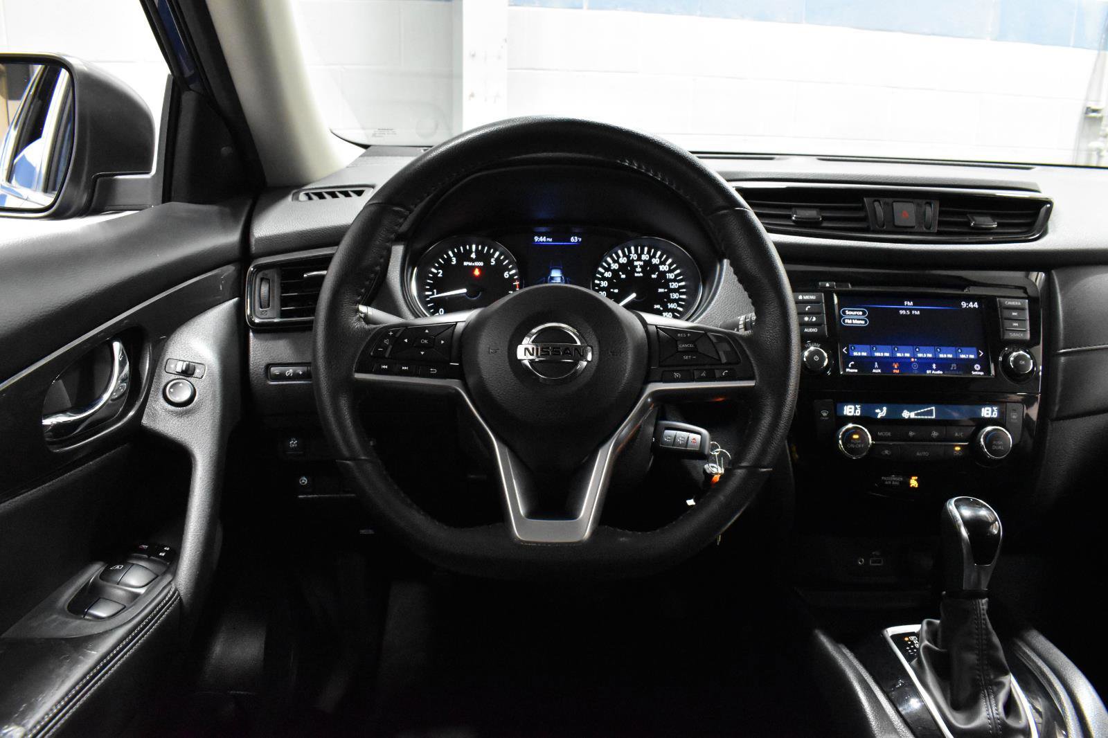 Used 2019 Nissan Rogue S image 6