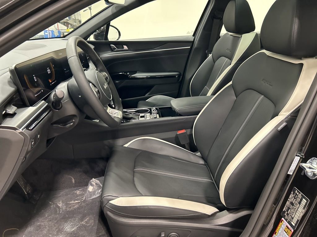 New 2026 Kia K5 GT-Line image 9
