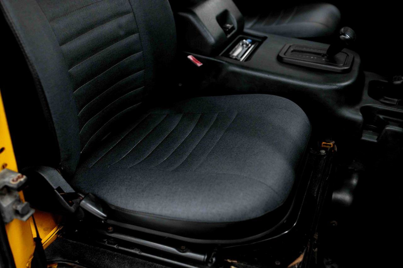 Used 1997 Land Rover Defender 90 AWD/4WD image 72