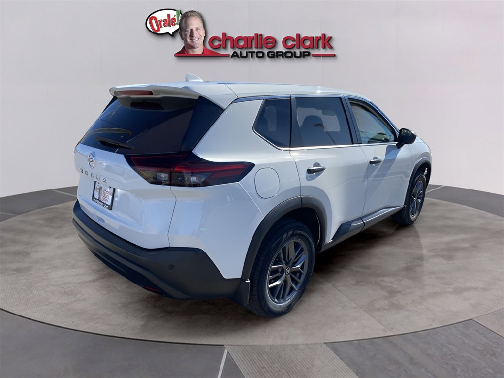 Used 2021 Nissan Rogue S image 6