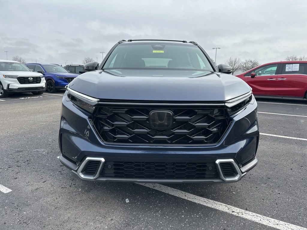 Used 2025 Honda CR-V Sport Touring image 2