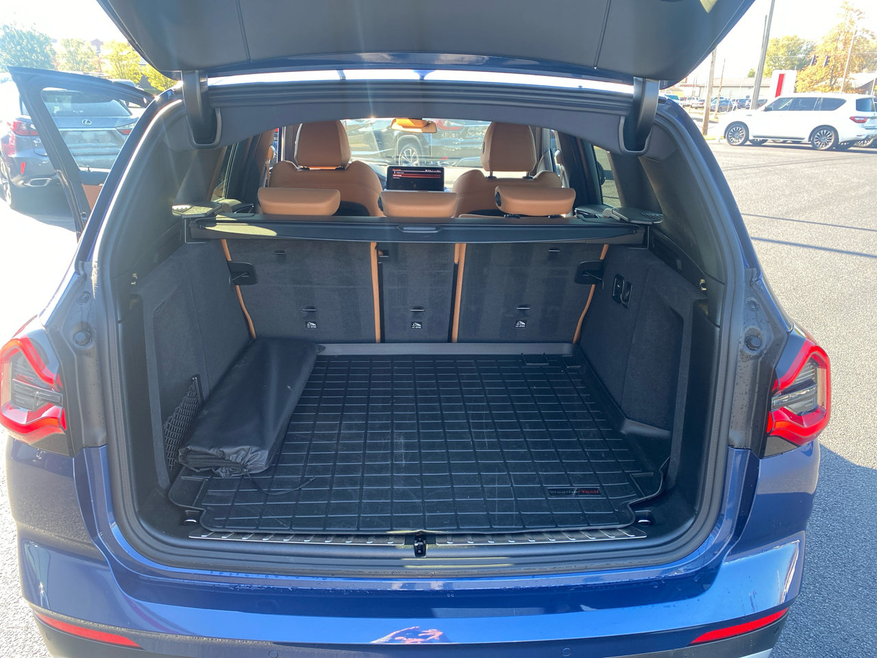 Used 2023 BMW X3 sDrive30i w/ Premium Package w/ZPA image 13