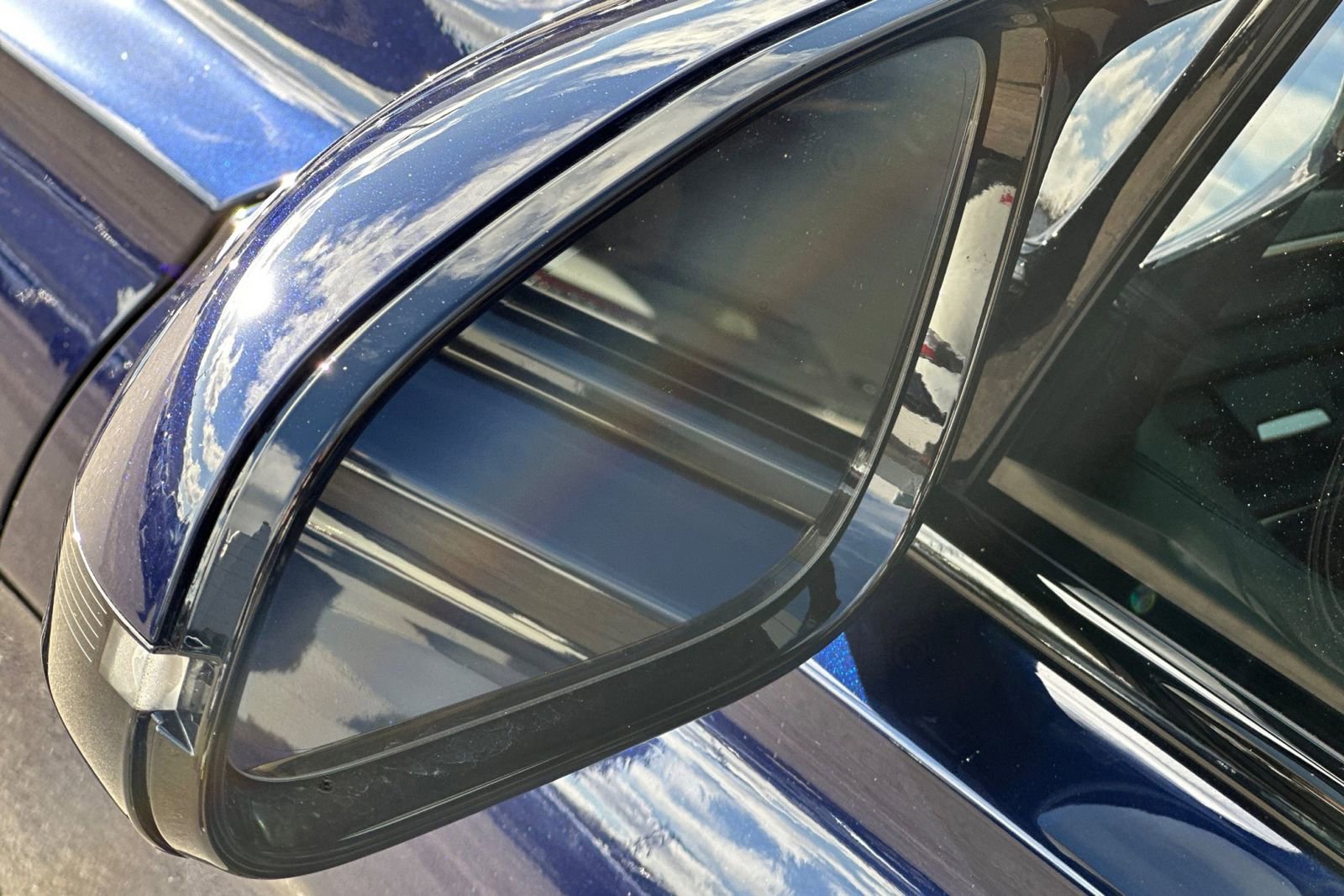 Used 2018 BMW M3 Base image 41