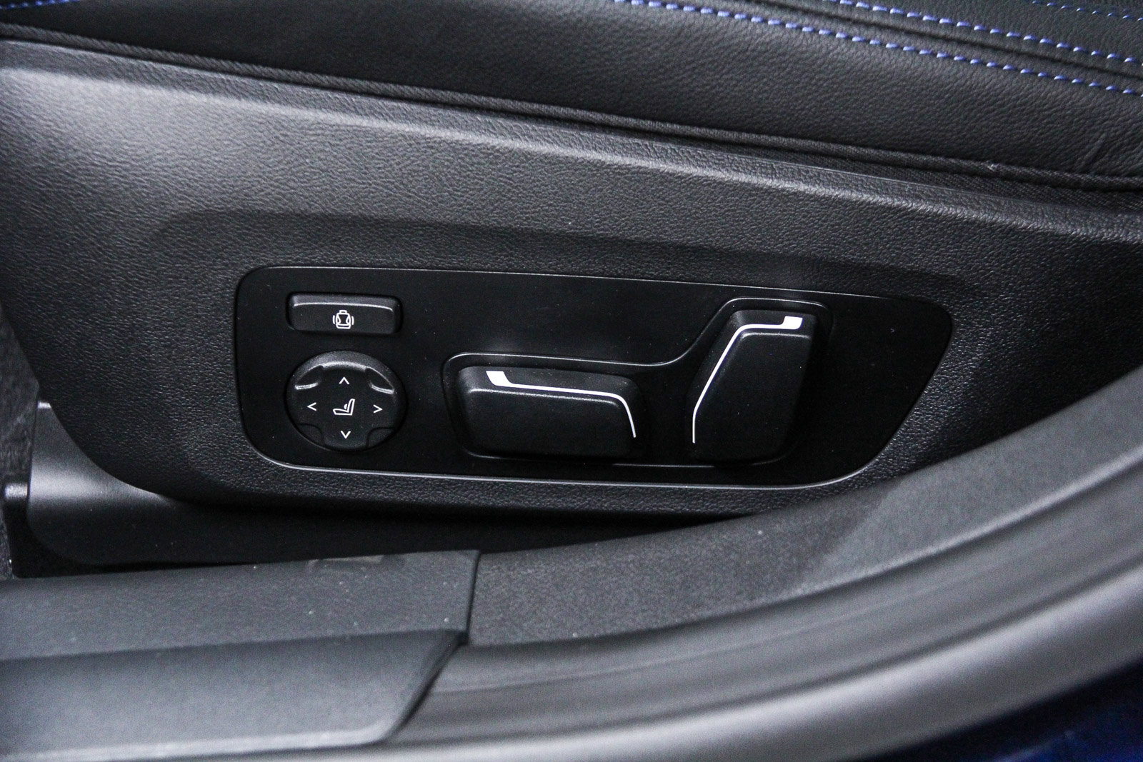 New 2026 BMW M440i w/ Premium Package image 21