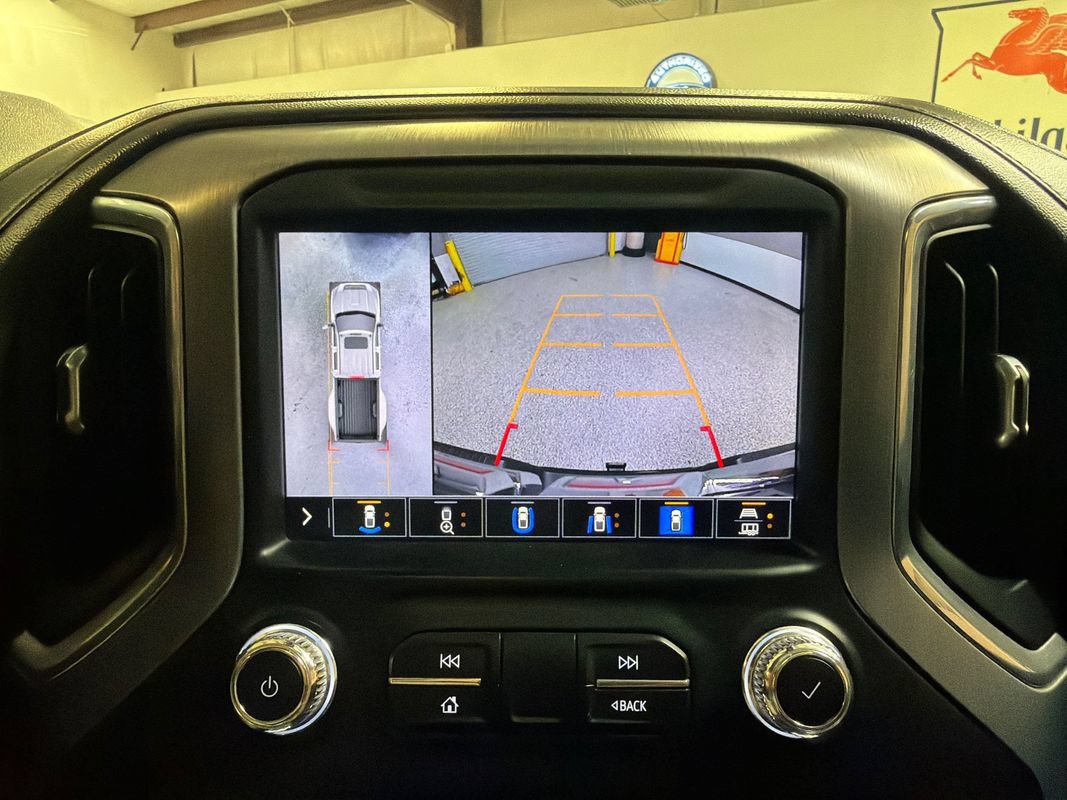 Used 2020 GMC Sierra 3500 Denali w/ Denali Ultimate Package AWD/4WD image 22