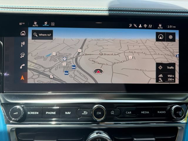 Used 2025 Bentley Flying Spur Plug-In Hybrid AWD/4WD image 32