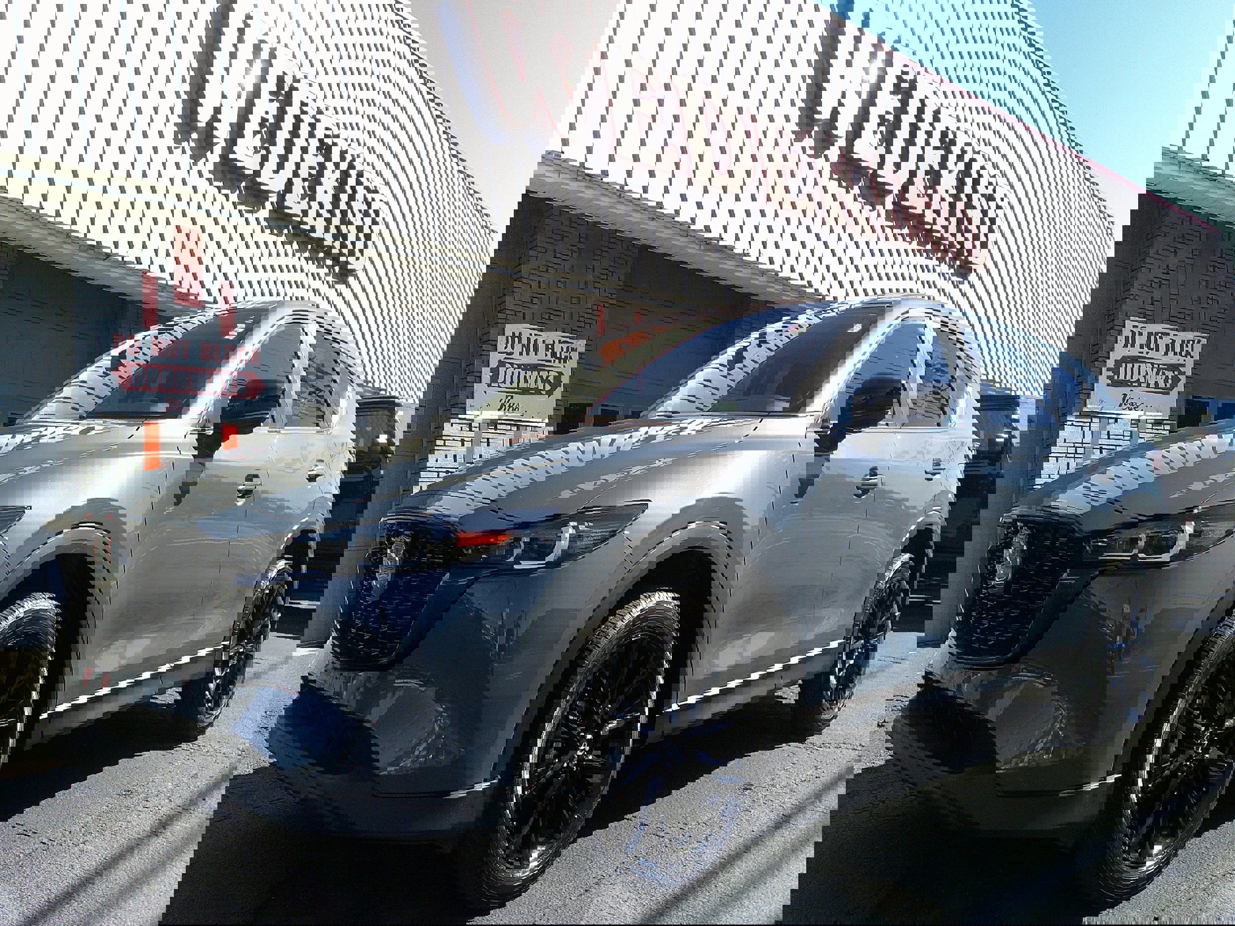 Used 2025 MAZDA CX-5 Carbon Edition video 1