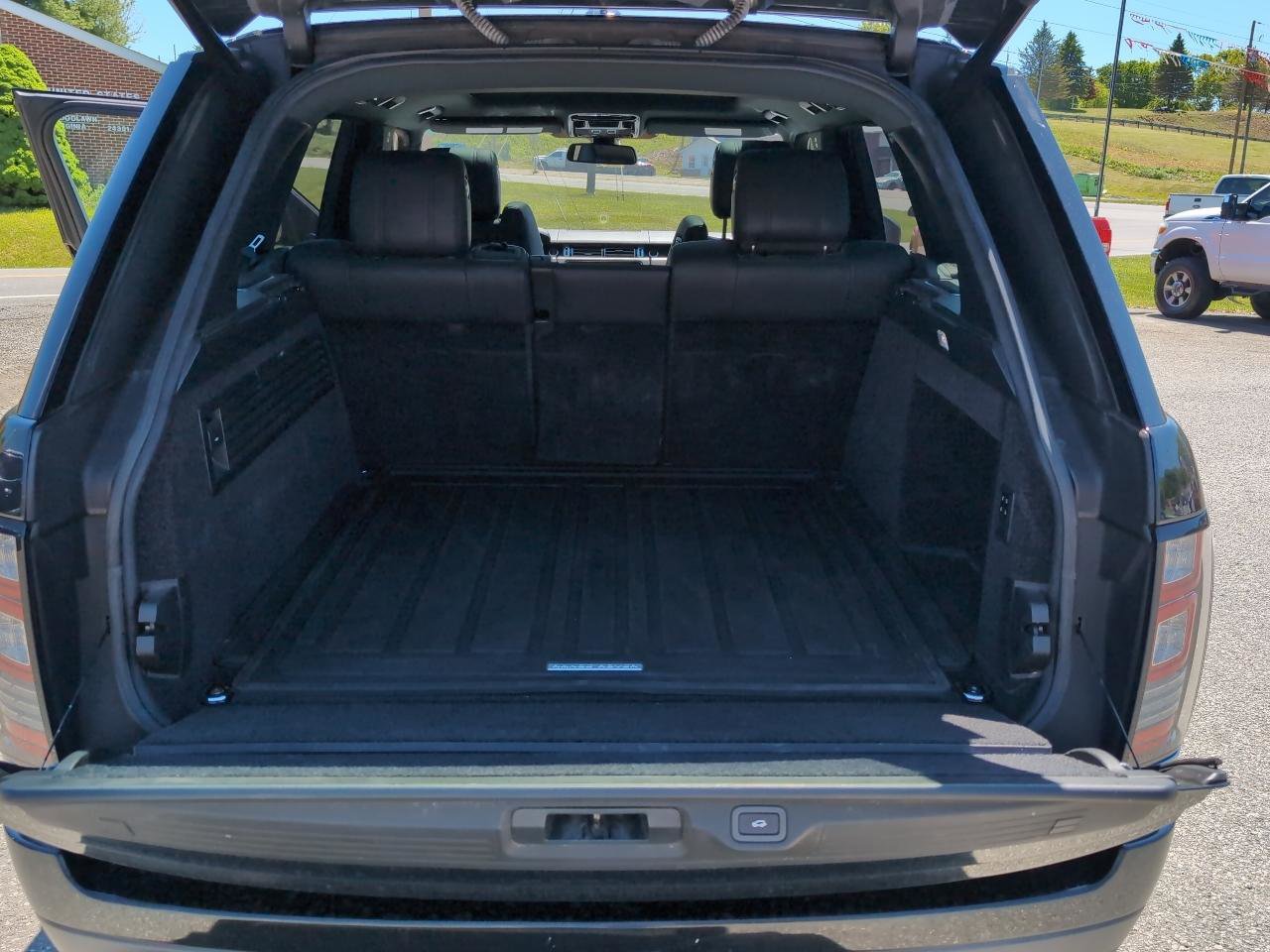 Used 2014 Land Rover Range Rover Supercharged AWD/4WD image 11