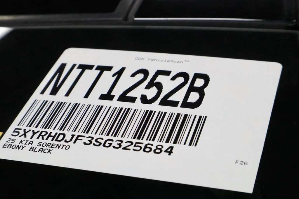 Used 2025 Kia Sorento X-Line EX AWD/4WD image 37