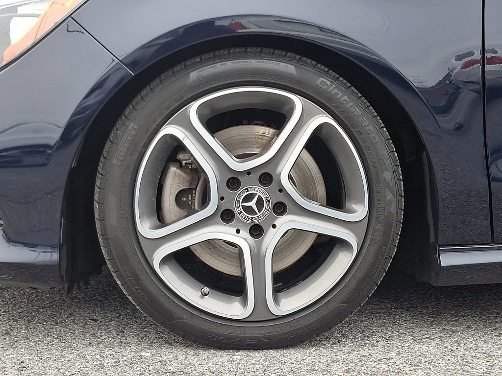 Used 2018 Mercedes-Benz CLA 250 4MATIC image 8