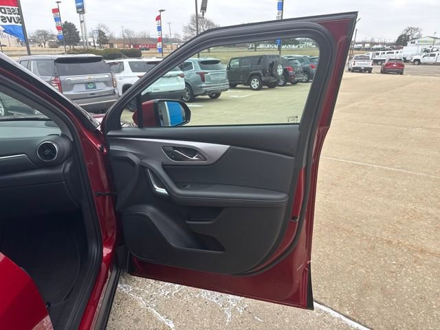 Certified 2024 Chevrolet Blazer LT w/ Convenience Package image 16