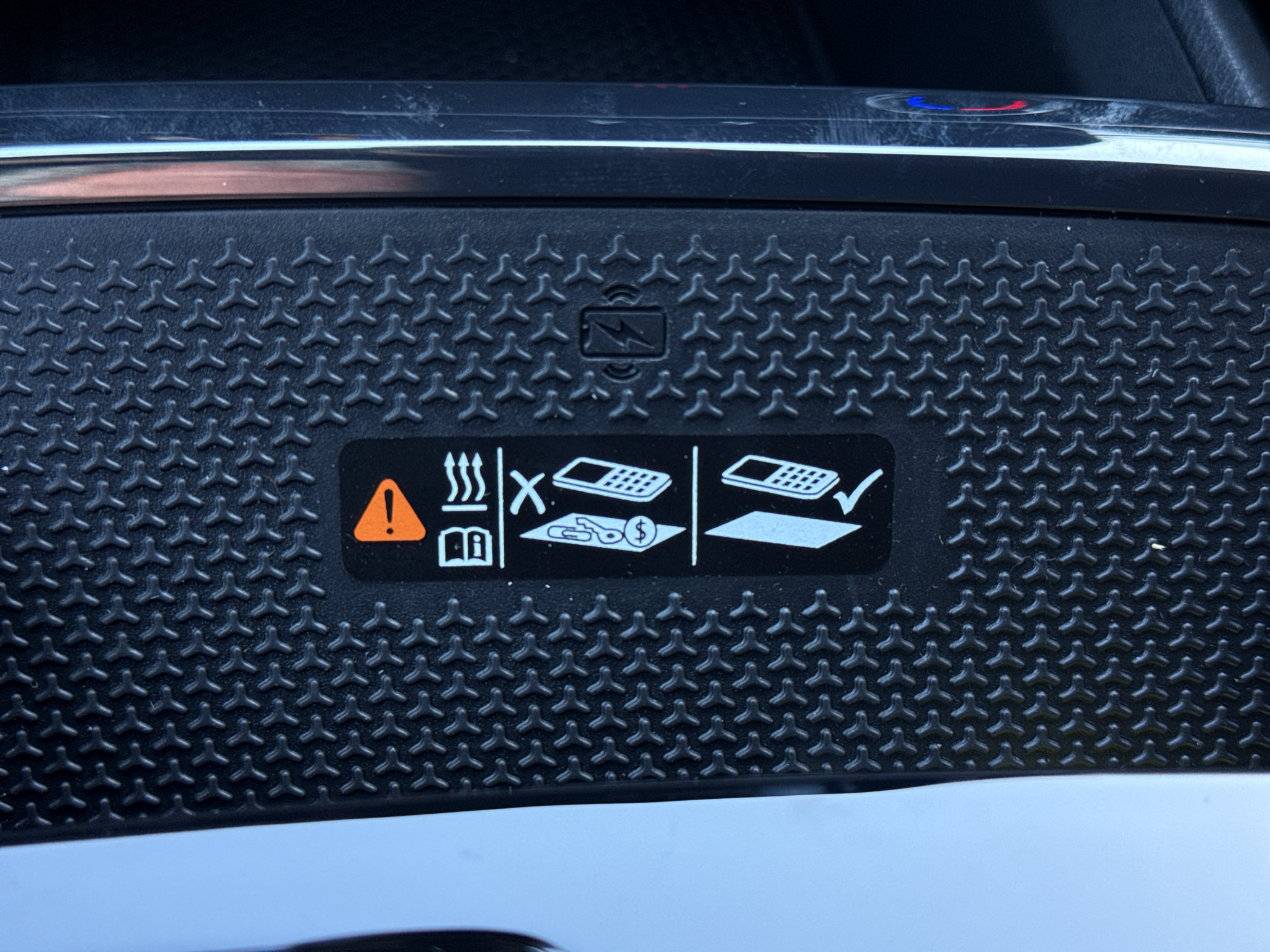 New 2027 Chevrolet Equinox RS w/ Safety and Technology Package AWD/4WD image 37