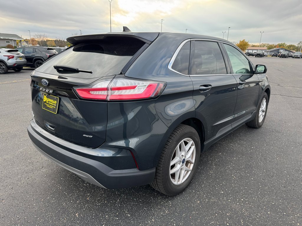 Used 2022 Ford Edge SEL image 5