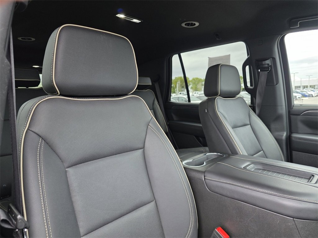Used 2022 GMC Yukon SLT image 11
