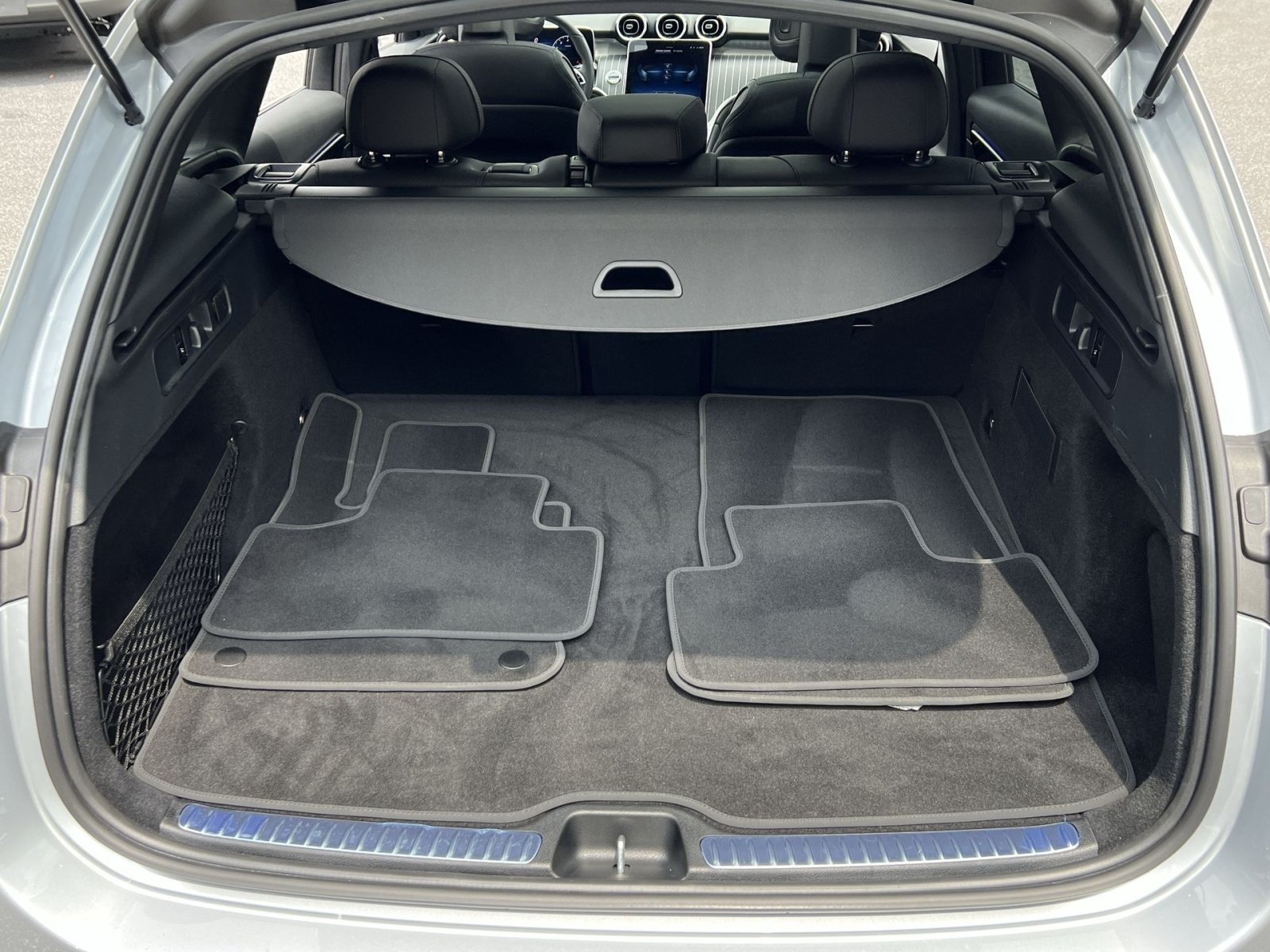 Certified 2026 Mercedes-Benz GLC 300 4MATIC image 31