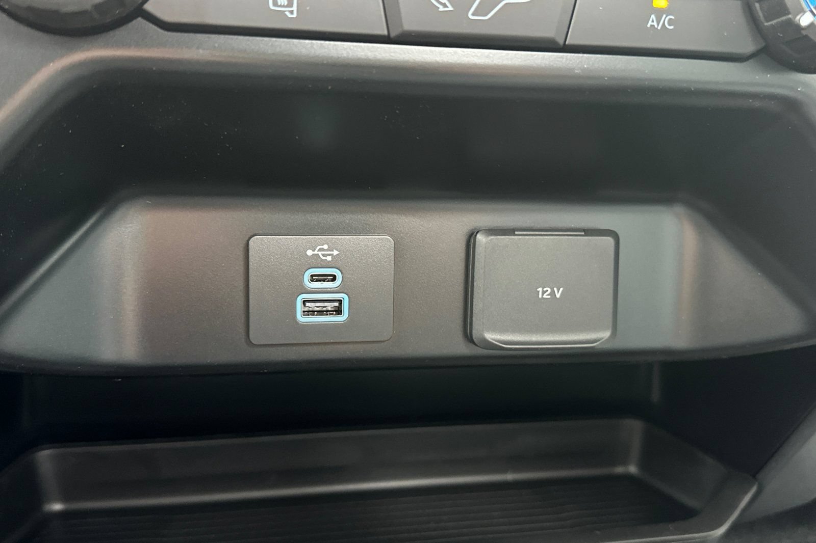 New 2026 Ford F600 2WD Regular Cab Super Duty image 25