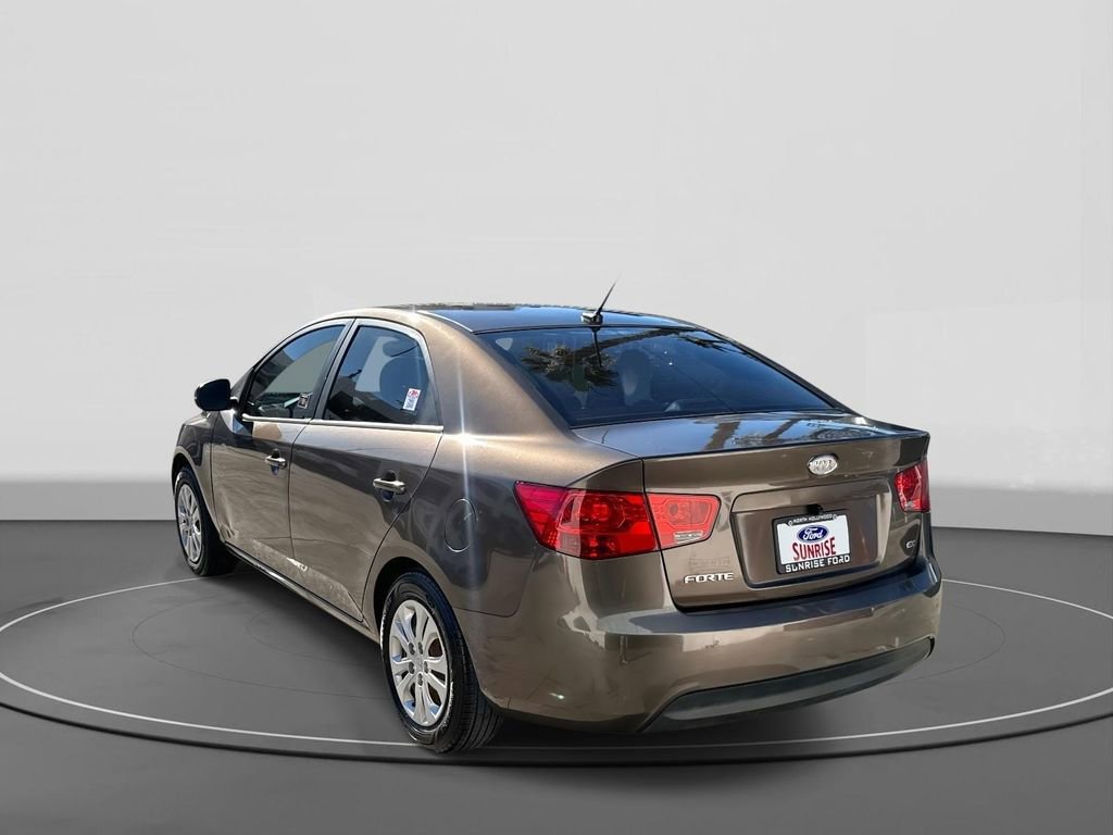 Used 2013 Kia Forte EX image 6
