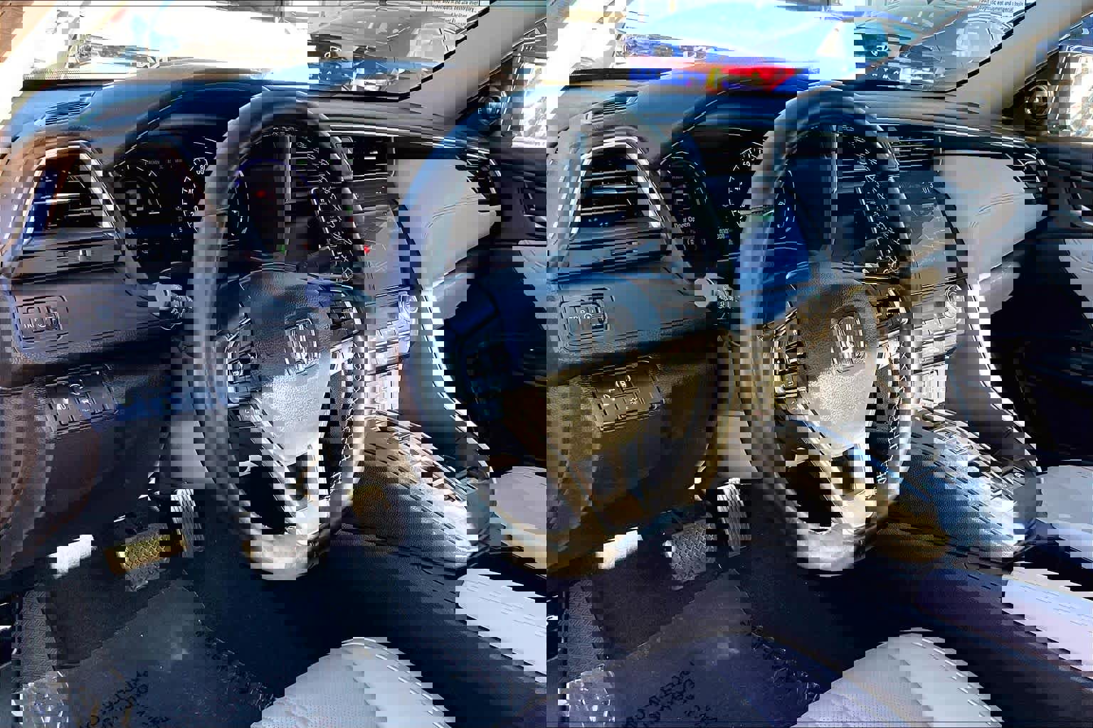 Used 2022 Honda Insight Touring image 16