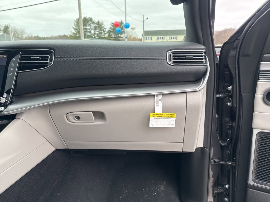 New 2026 Jeep Grand Wagoneer 4WD w/ Premium Group I image 33