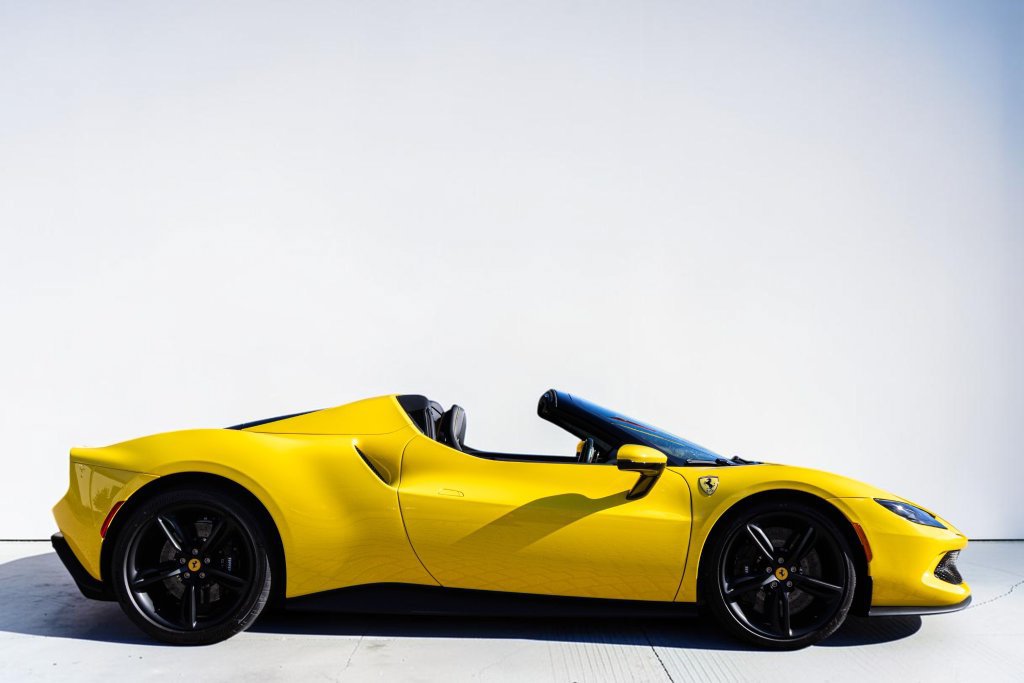 Certified 2023 Ferrari 296 GTS RWD image 3