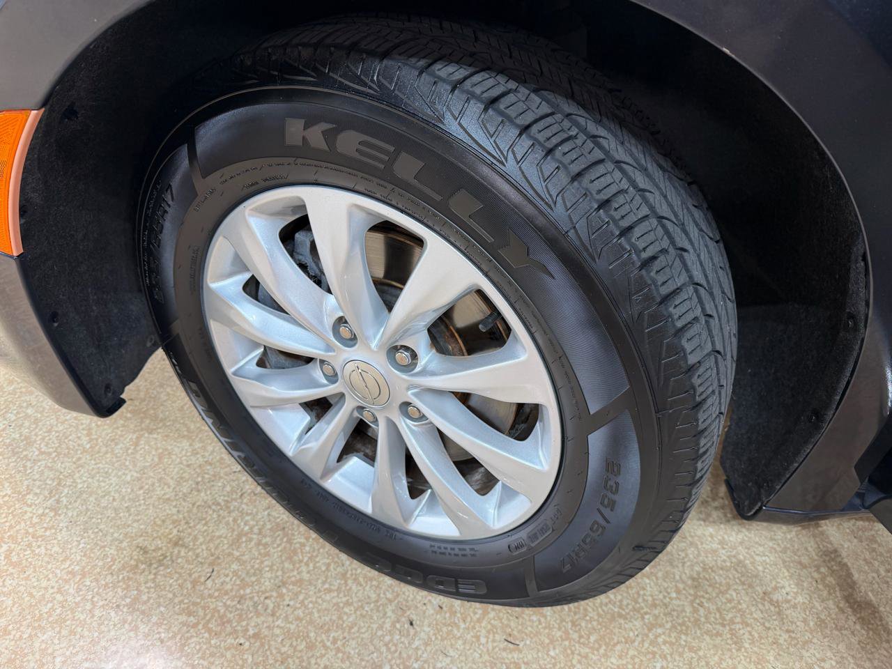 Used 2019 Chrysler Pacifica Touring-L image 59