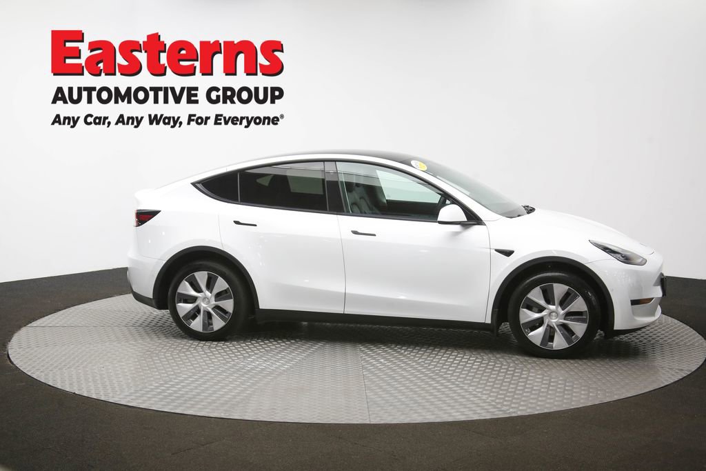 Used 2022 Tesla Model Y Long Range image 44