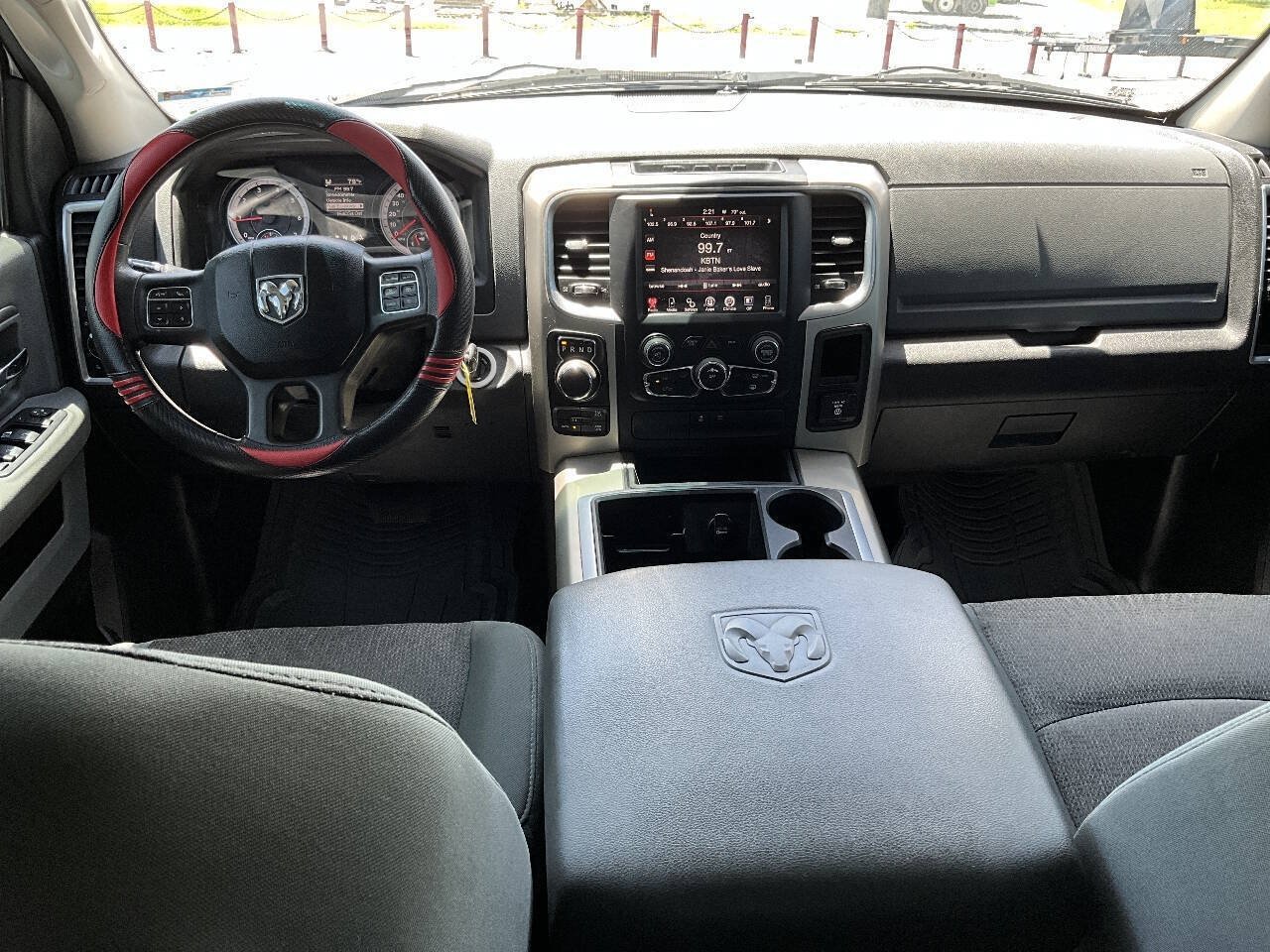 Used 2014 RAM 1500 Classic SLT w/ Remote Start & Security Group AWD/4WD image 10