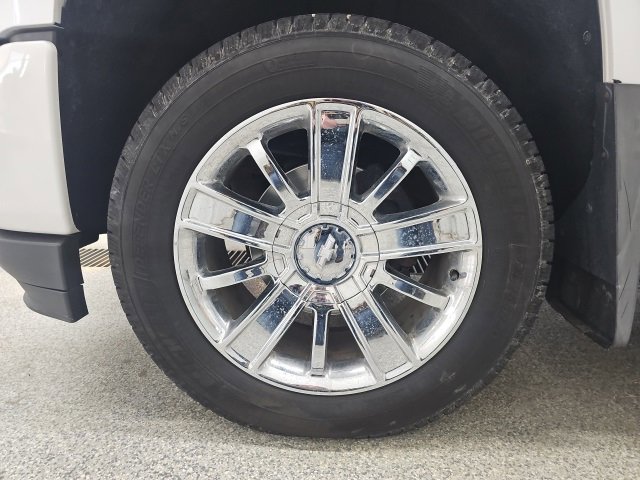 Used 2018 Chevrolet Silverado 1500 High Country image 10