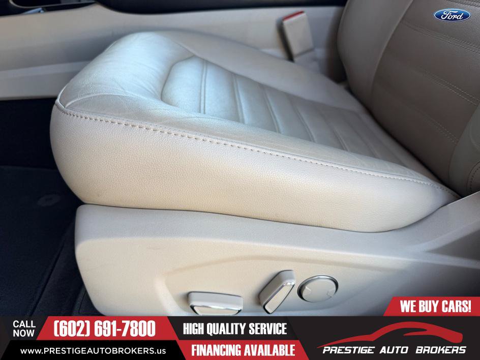Used 2018 Ford Fusion Energi SE FWD image 23
