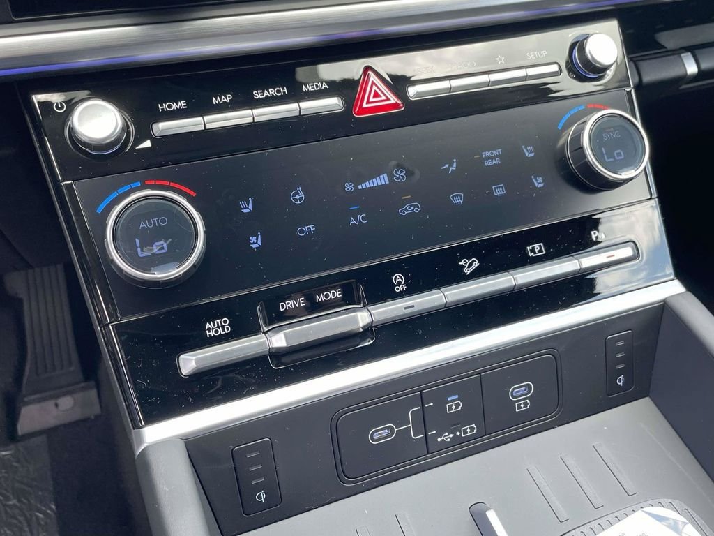 New 2026 Hyundai Santa Fe Limited FWD image 20