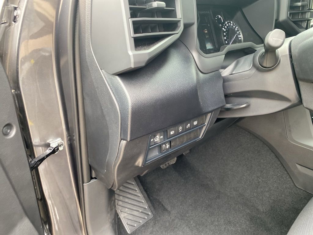 New 2025 Toyota Tundra SR image 15