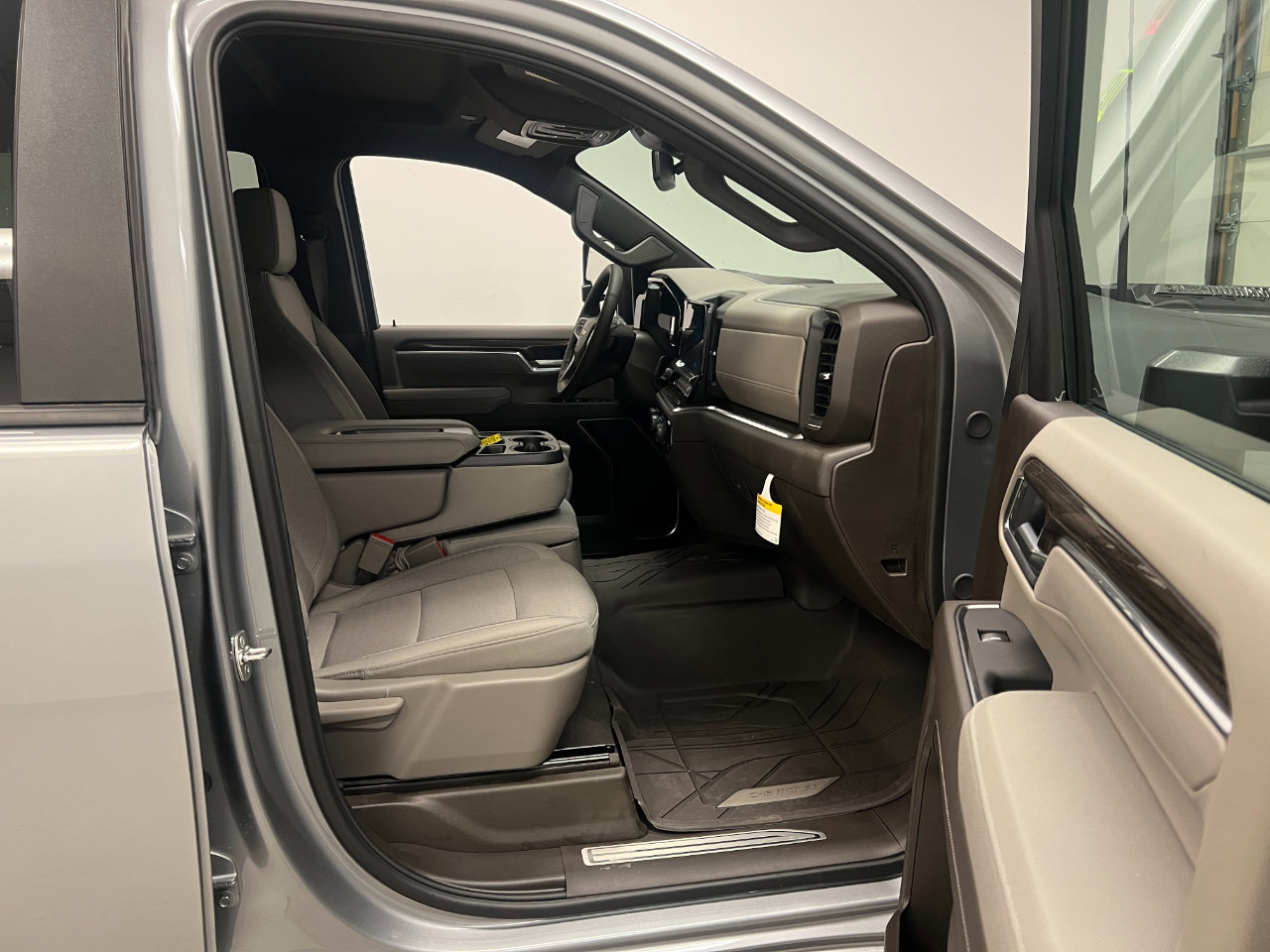 New 2026 Chevrolet Silverado 3500 LT w/ All Star Edition image 28