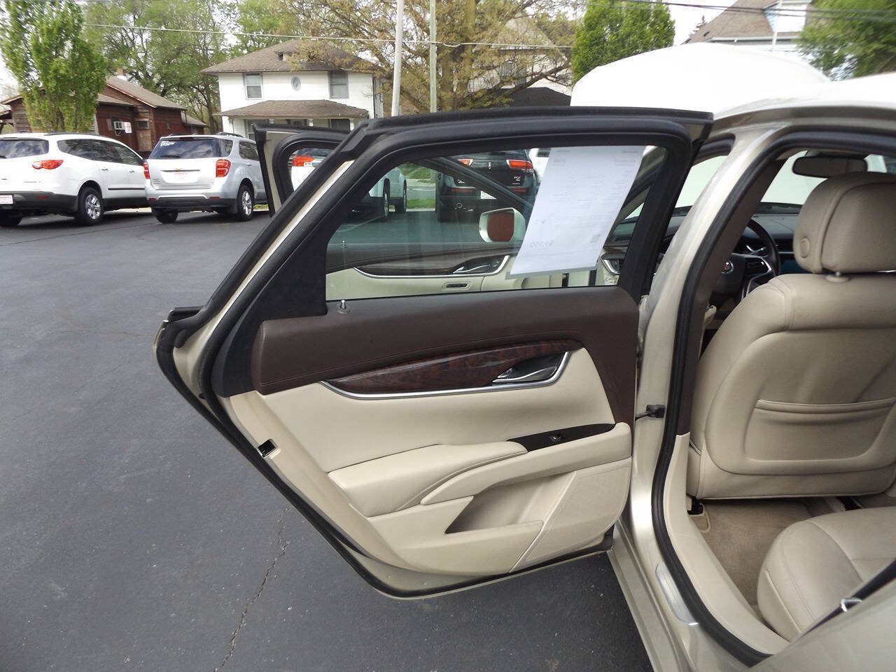 Used 2013 Cadillac XTS Luxury w/ Driver Awareness Package FWD image 20