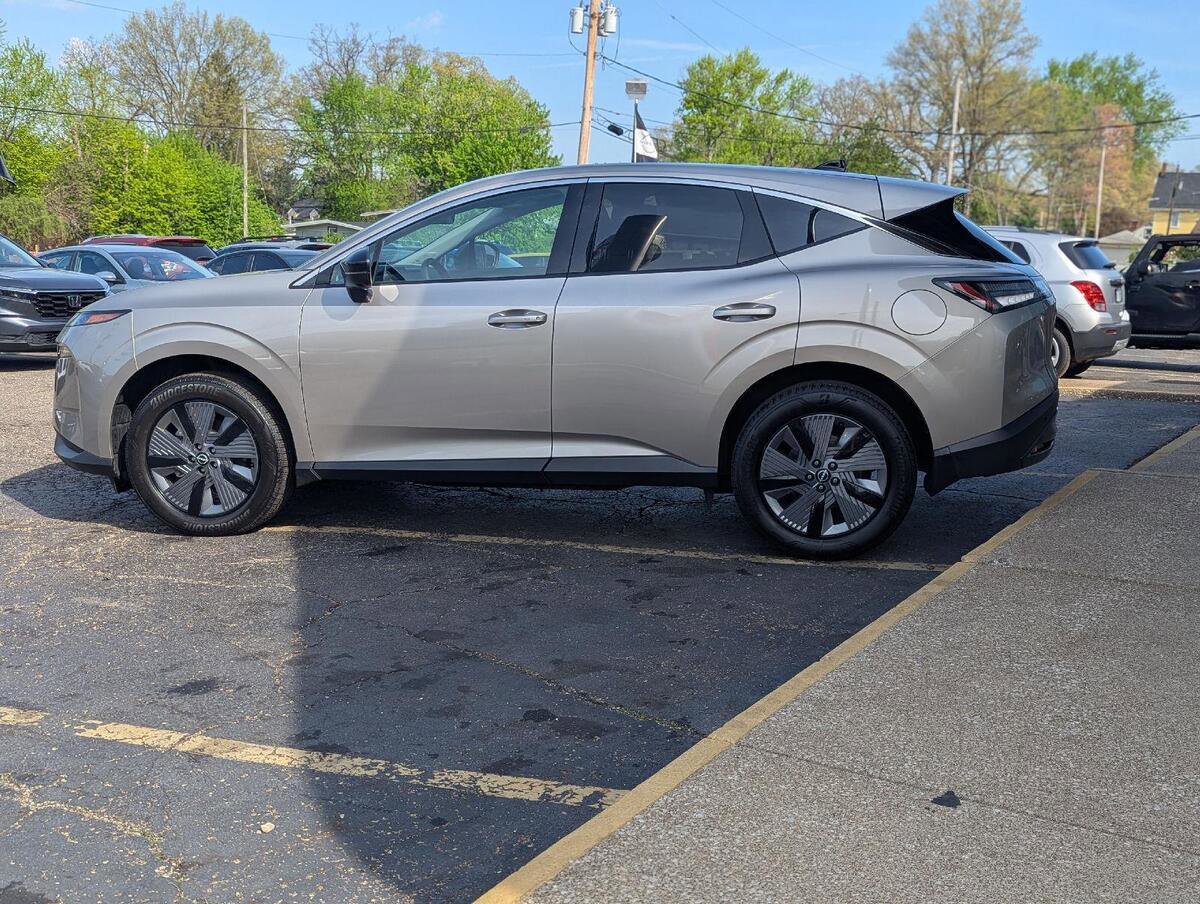 Used 2026 Nissan Murano SL AWD/4WD image 3