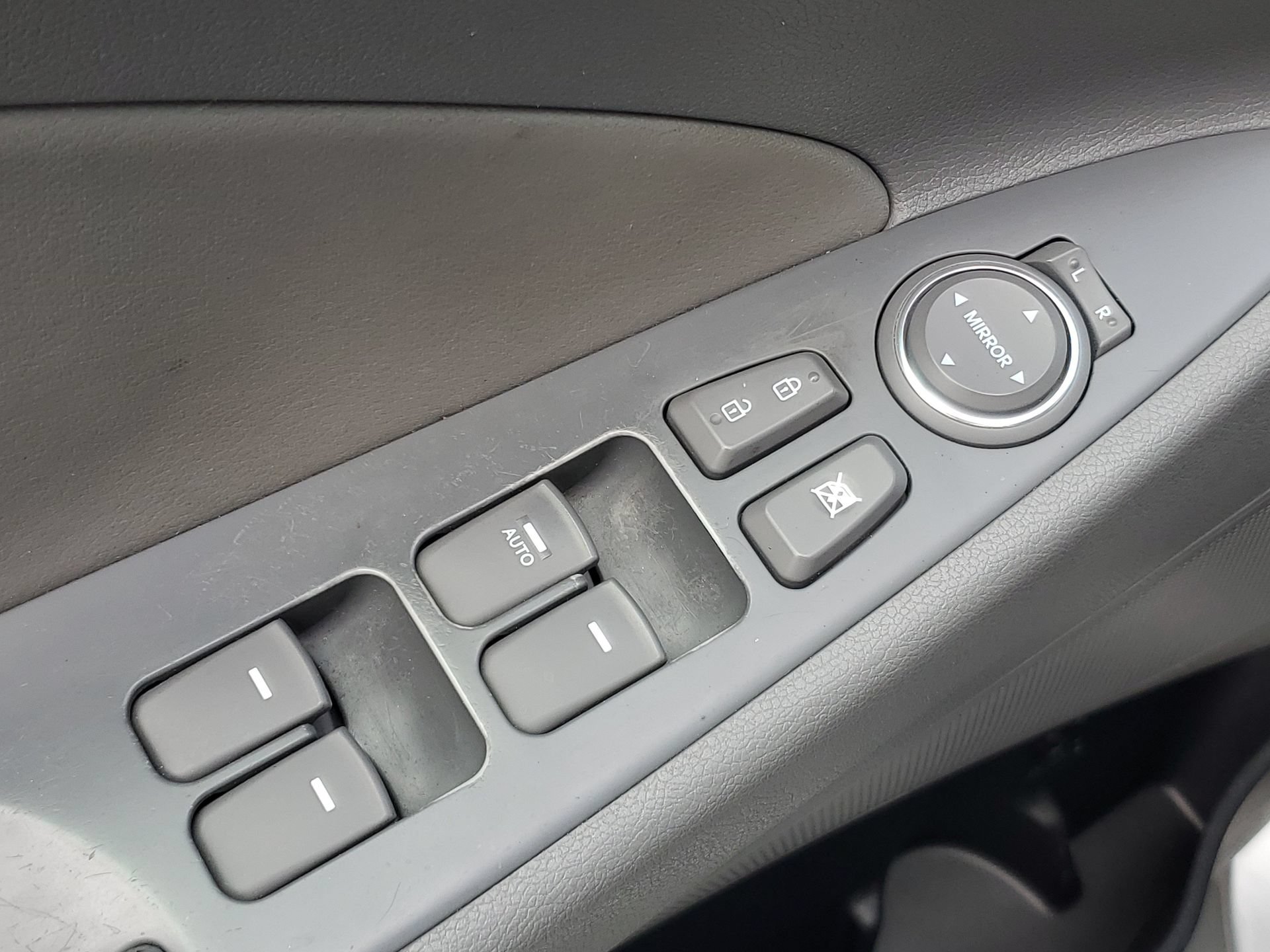Used 2013 Hyundai Sonata GLS w/ Popular Equipment Pkg FWD image 16