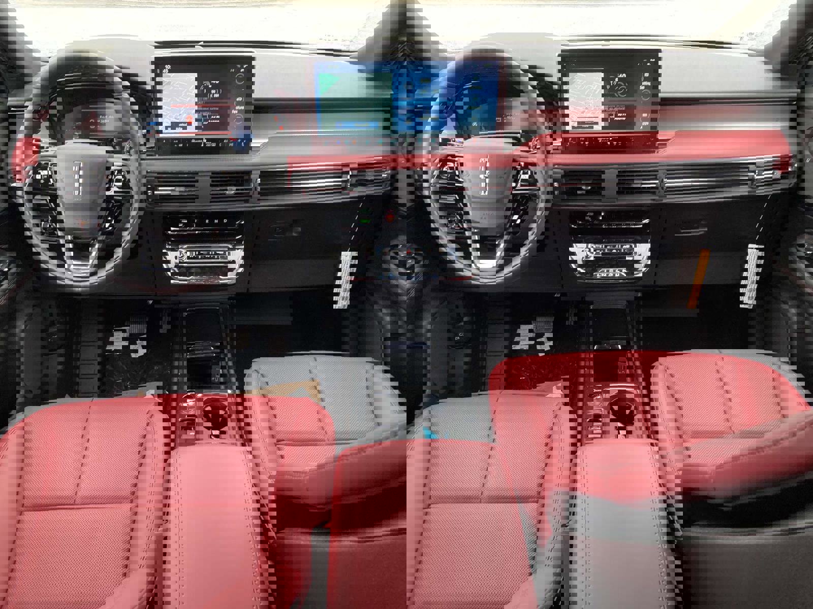 New 2025 Lincoln Corsair Reserve w/ Equipment Group 202A image 16