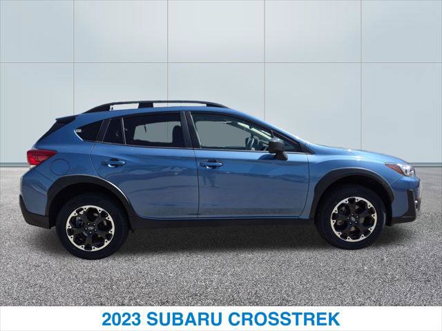 Used 2023 Subaru Crosstrek 2.0i AWD/4WD image 6