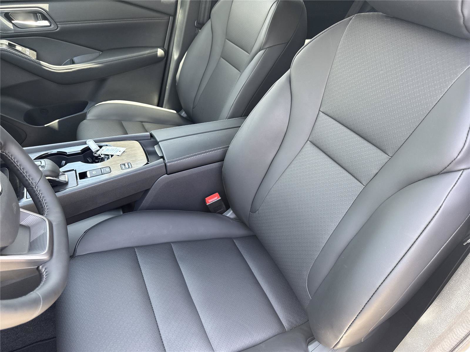 New 2026 Nissan Rogue Dark Armor FWD image 11