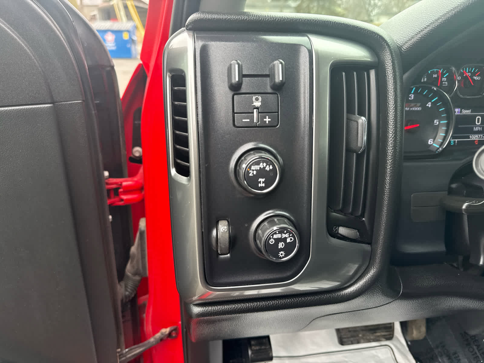 Used 2017 Chevrolet Silverado 1500 LT w/ All Star Edition image 17