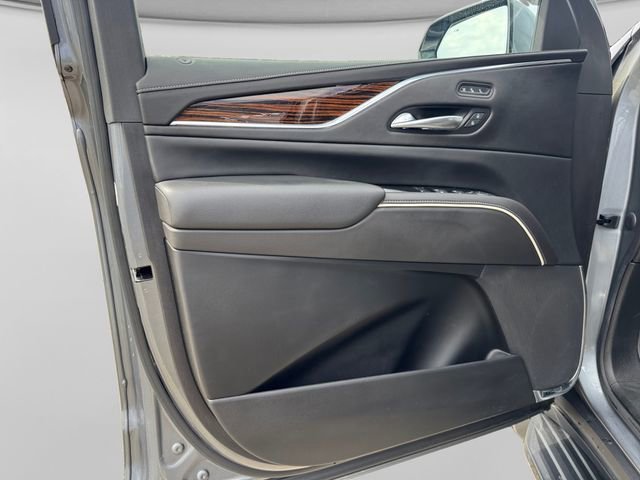 Certified 2021 Cadillac Escalade Premium Luxury AWD/4WD image 10