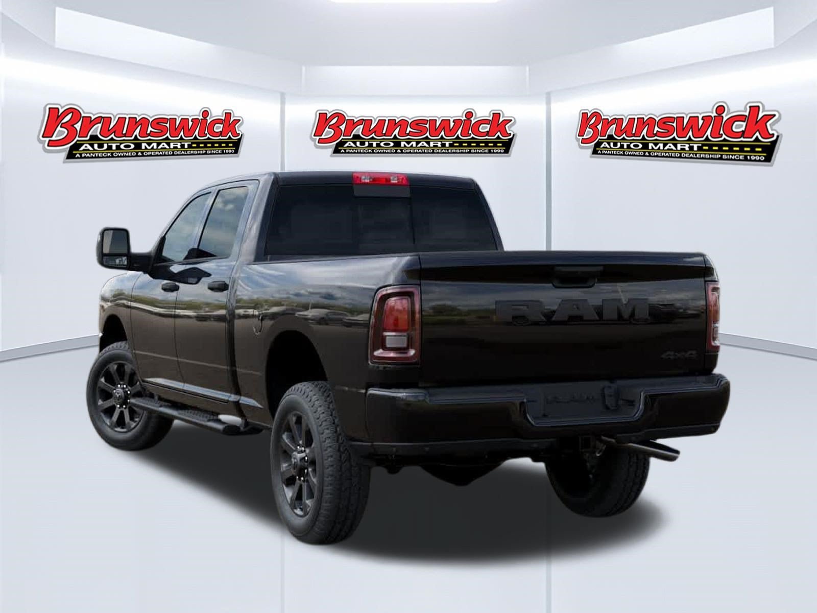 New 2026 RAM 2500 Tradesman AWD/4WD image 3