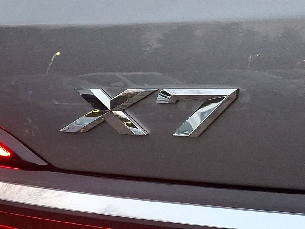 Used 2023 BMW X7 xDrive40i AWD/4WD image 29