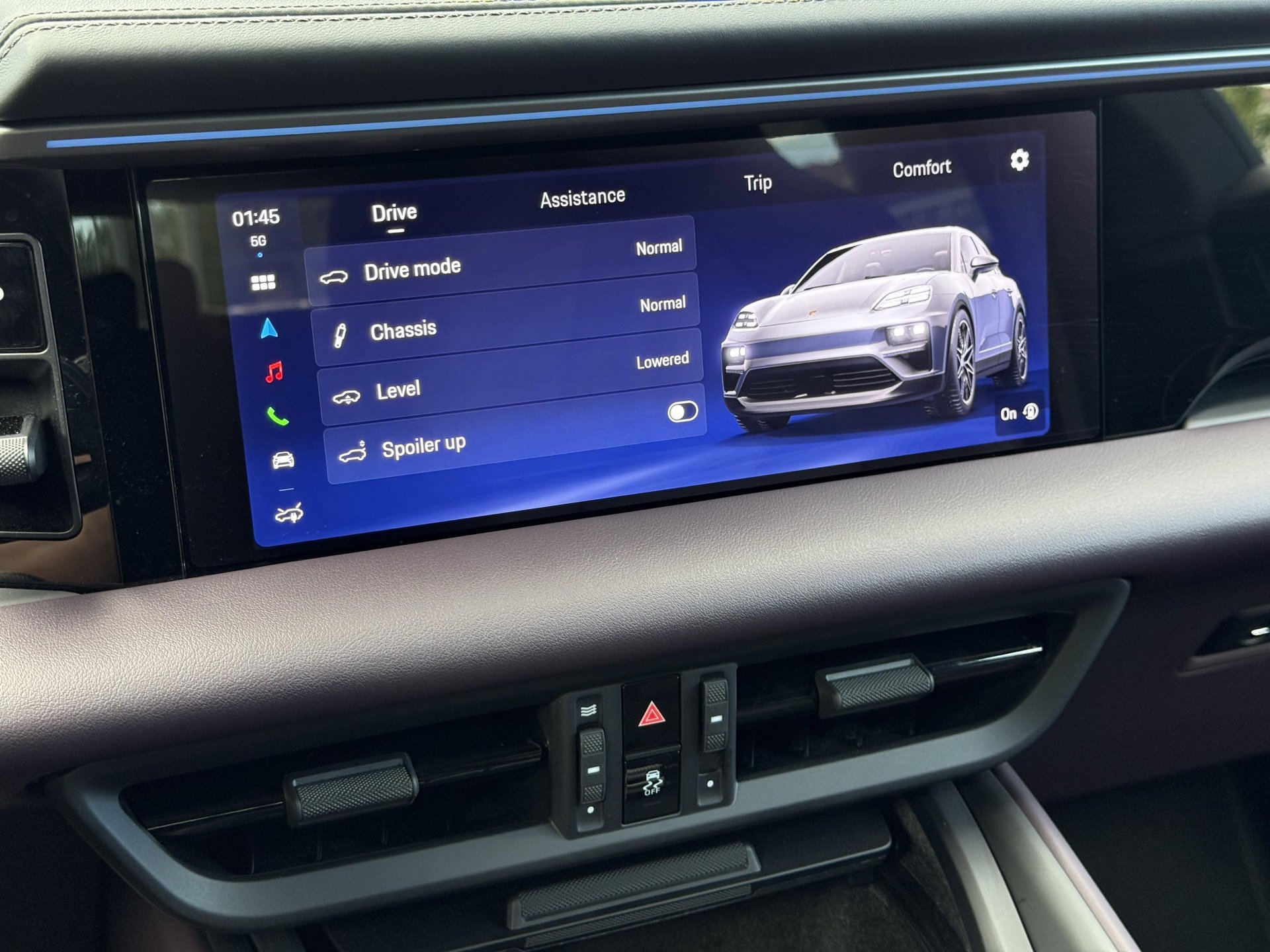 Used 2025 Porsche Macan Electric image 20