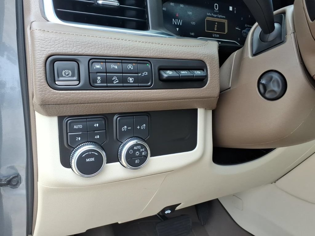 Used 2022 GMC Yukon Denali AWD/4WD image 24